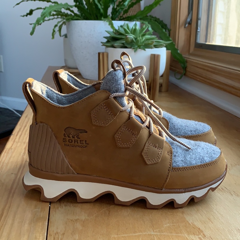Sorrel Kinetic Caribou Waterproof Boots